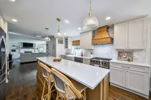 1112 Candlenut Dr, Naperville, IL 60540 - Photo 7