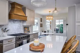 1112 Candlenut Dr, Naperville, IL 60540 - Photo 5