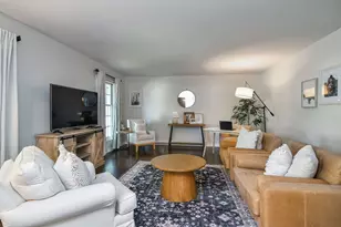 1112 Candlenut Dr, Naperville, IL 60540 - Photo 11