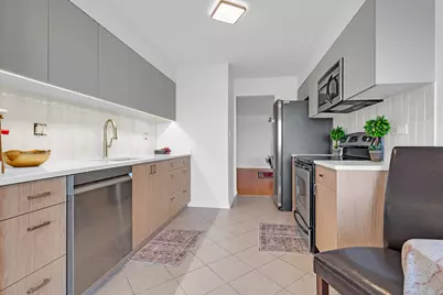 9240 Gross Point Road #410, Skokie, IL 60077 - Photo 9