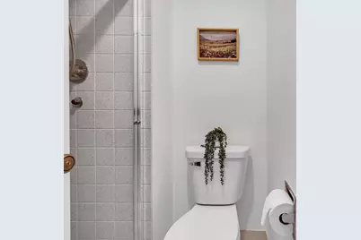 9240 Gross Point Road #410, Skokie, IL 60077 - Photo 13