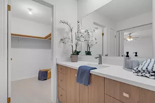 9240 Gross Point Rd, Skokie, IL 60077 - Photo 11