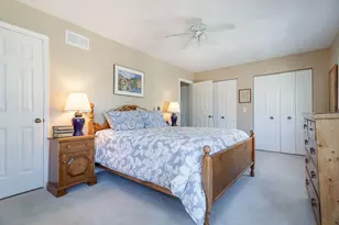 8 The Court of Charlwood, Northbrook, IL 60062 - Photo 19