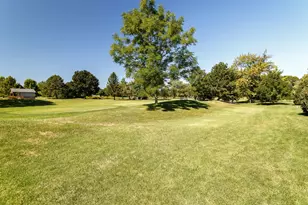 8 The Court of Charlwood, Northbrook, IL 60062 - Photo 27