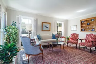 8 The Court of Charlwood, Northbrook, IL 60062 - Photo 3