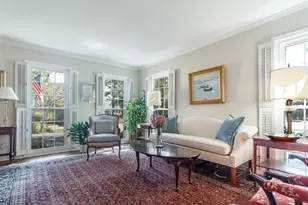 8 The Court of Charlwood, Northbrook, IL 60062 - Photo 5