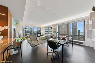 130 N Garland Ct, Chicago, IL 60602 - Photo 7