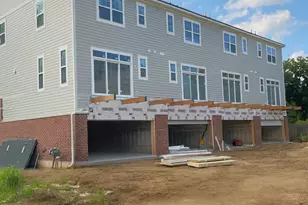 180 N East River Rd, Des Plaines, IL 60016 - Photo 5