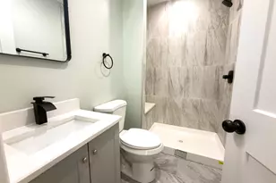 1015 N Lawndale Ave, Chicago, IL 60651 - Photo 7