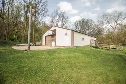 1131 Fourth Avenue, Dixon, IL 61021 - Photo 11