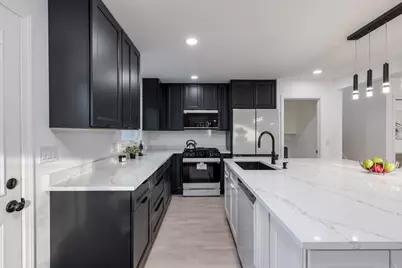 8461 Gross Point Road, Skokie, IL 60077 - Photo 11