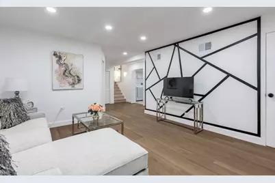 8461 Gross Point Road, Skokie, IL 60077 - Photo 25