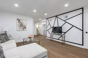 8461 Gross Point Rd, Skokie, IL 60077 - Photo 25