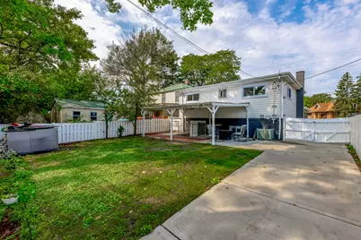 8461 Gross Point Road, Skokie, IL 60077 - Photo 35