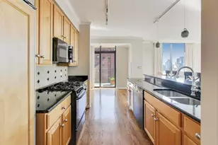 1122 N Dearborn St, Chicago, IL 60610 - Photo 11