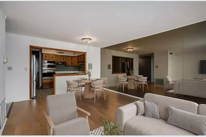 5855 N Sheridan Road #17D, Chicago, IL 60660 - Photo 7