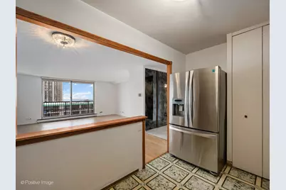 5855 N Sheridan Road #17D, Chicago, IL 60660 - Photo 9