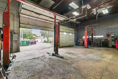 1825 S 17th Avenue, Broadview, IL 60155 - Photo 3