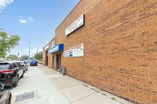 1825 S 17th Ave, Broadview, IL 60155 - Photo 1