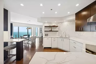 950 N Michigan Ave, Chicago, IL 60611 - Photo 15