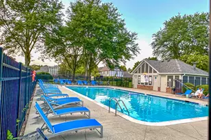 174 Hemingway Ct, Vernon Hills, IL 60061 - Photo 37