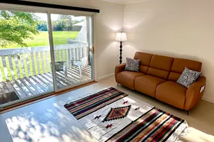 174 Hemingway Ct, Vernon Hills, IL 60061 - Photo 7