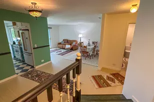 174 Hemingway Ct, Vernon Hills, IL 60061 - Photo 9