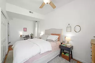 3901 N Fremont St, Chicago, IL 60613 - Photo 13