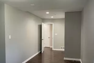 4642 S Hawthorne Ave, Lyons, IL 60534 - Photo 13