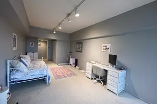 175 E Delaware Pl, Chicago, IL 60611 - Photo 23