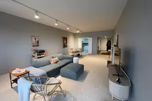 175 E Delaware Pl, Chicago, IL 60611 - Photo 5