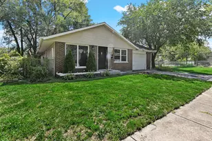 13249 S Vernon Ave, Chicago, IL 60827 - Photo 17