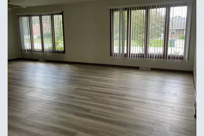 307 S Walnut Street, Glenwood, IL 60425 - Photo 7