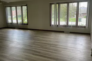 307 S Walnut St, Glenwood, IL 60425 - Photo 7