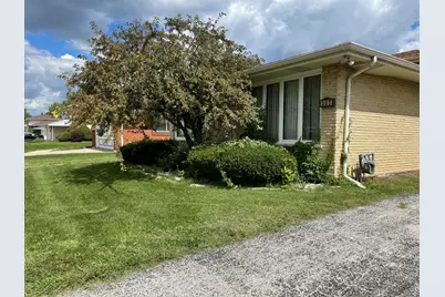 307 S Walnut Street, Glenwood, IL 60425 - Photo 3