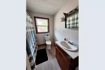 200 N Oregon Street, Troy Grove, IL 61372 - Photo 23