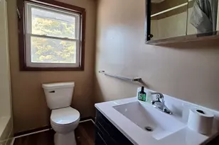 200 N Oregon St, Troy Grove, IL 61372 - Photo 31