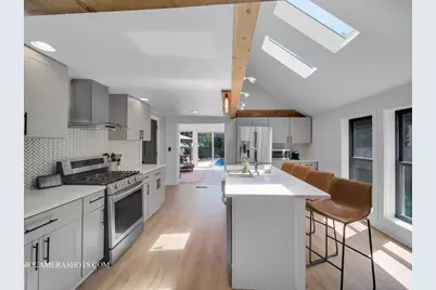 193 Lake Court, Crystal Lake, IL 60014 - Photo 7