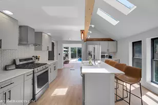 193 Lake Ct, Crystal Lake, IL 60014 - Photo 7