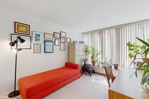 601 E 32nd St, Chicago, IL 60616 - Photo 25