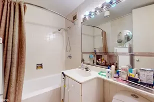 601 E 32nd St, Chicago, IL 60616 - Photo 11