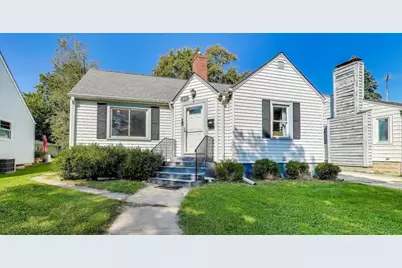 806 Leith Avenue, Waukegan, IL 60085 - Photo 1