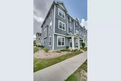 1622 Albany Street, Grayslake, IL 60030 - Photo 1