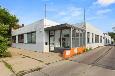 4616 W Fullerton Avenue, Chicago, IL 60639 - Photo 1