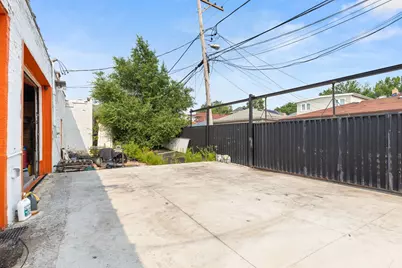 4616 W Fullerton Avenue, Chicago, IL 60639 - Photo 31