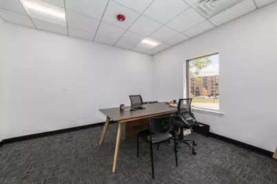 1080 Nerge Road, Elk Grove Village, IL 60007 - Photo 13