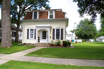 110 W 10th Street, Streator, IL 61364 - Photo 1