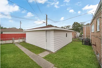 2149 E 90th Street, Chicago, IL 60617 - Photo 17