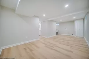 2149 E 90th St, Chicago, IL 60617 - Photo 13