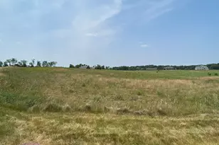 1200 E Longwood Dr, Woodstock, IL 60098 - Photo 1